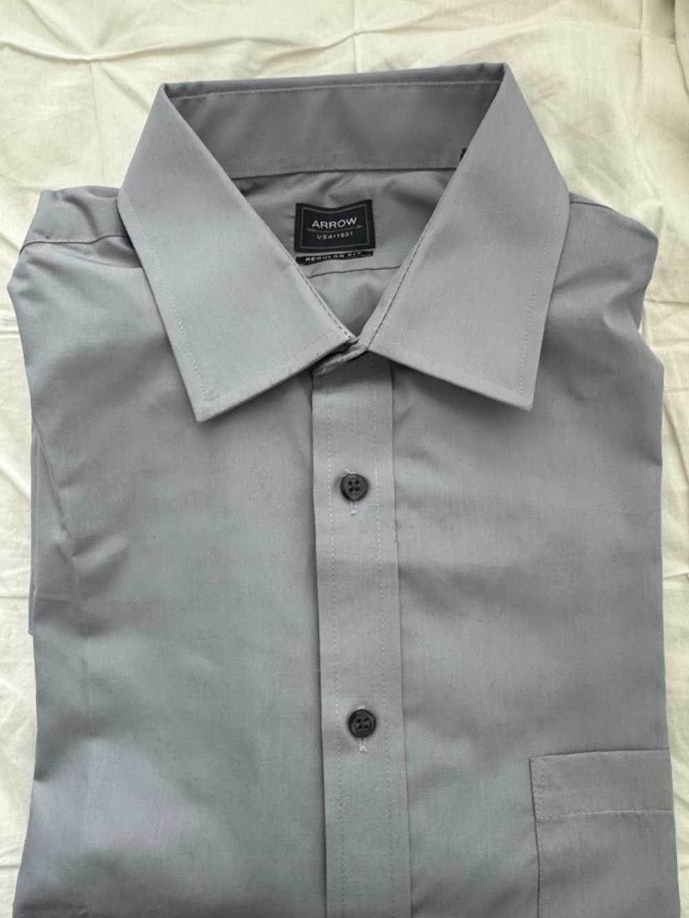 Arrow Men's Long-Sleeve Dress Shirt in Light Gray
